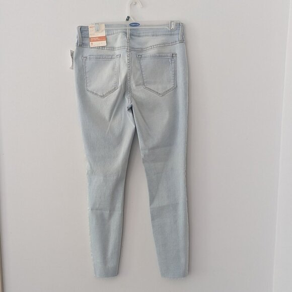 NWT Old Navy Rockstar Jeans Size 6 - Picture 2 of 4